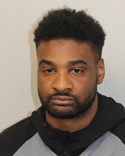 Drug dealer hides in wardrobe after Wi-Fi gives away his location